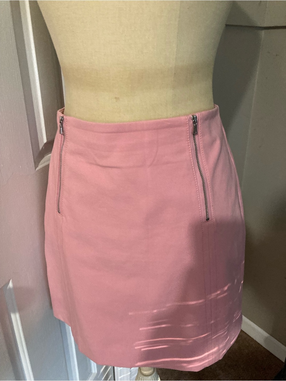 LOFT Pink Cotton Skirt with Front Zip Accents